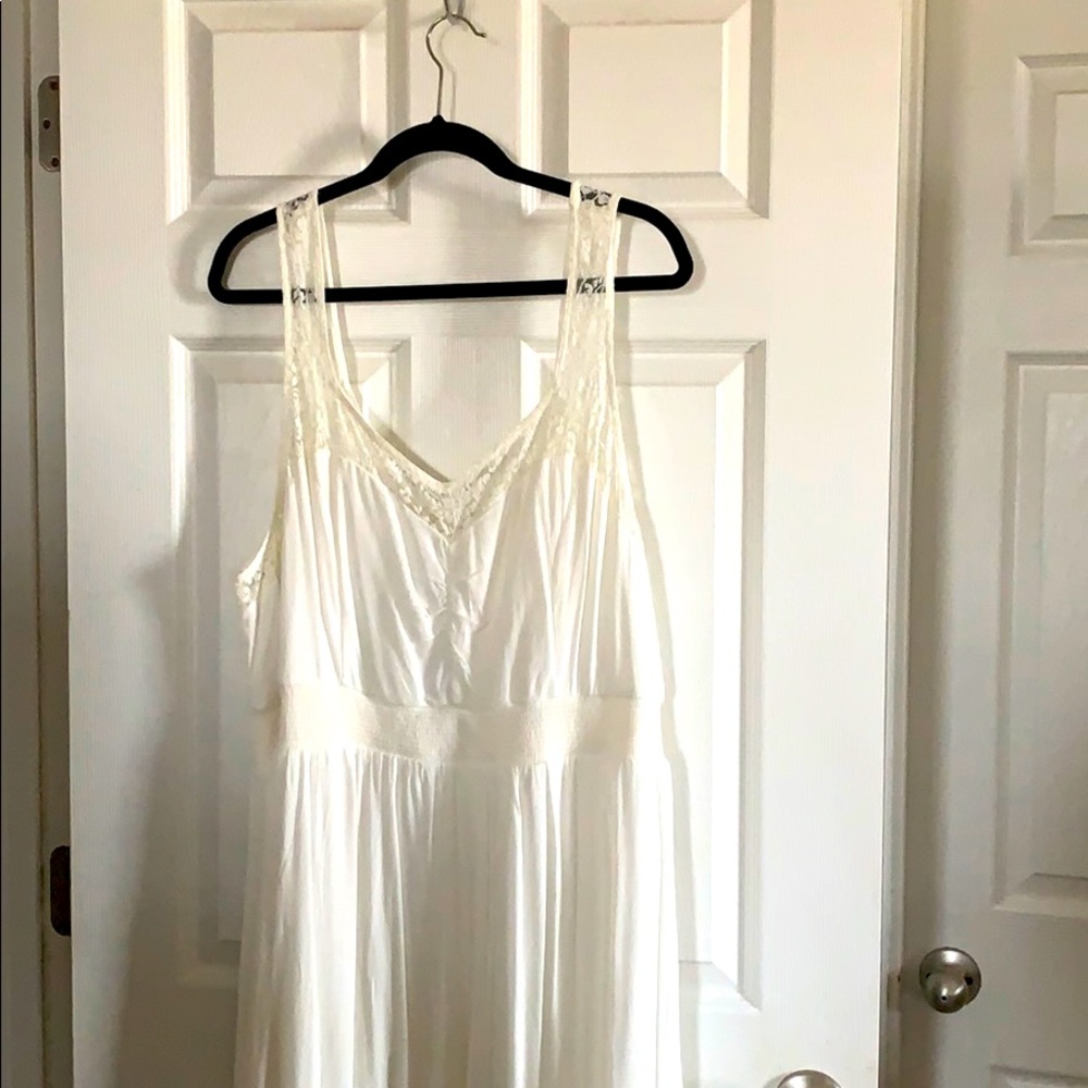 Torrid size 3 white dress